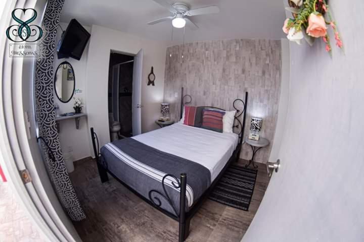 קרטרו Hotel Tres Sofias מראה חיצוני תמונה