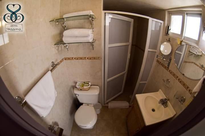 קרטרו Hotel Tres Sofias מראה חיצוני תמונה